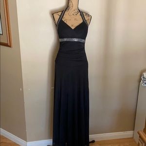 Slimming,black, formal, floor length, halter dress